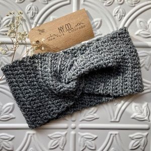 Crochet ear warmer headband - twist